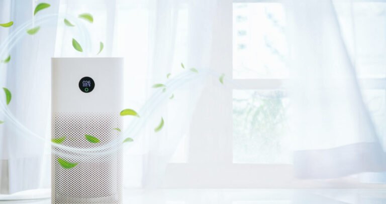 air purifier a living room, air cleaner removing fine dust